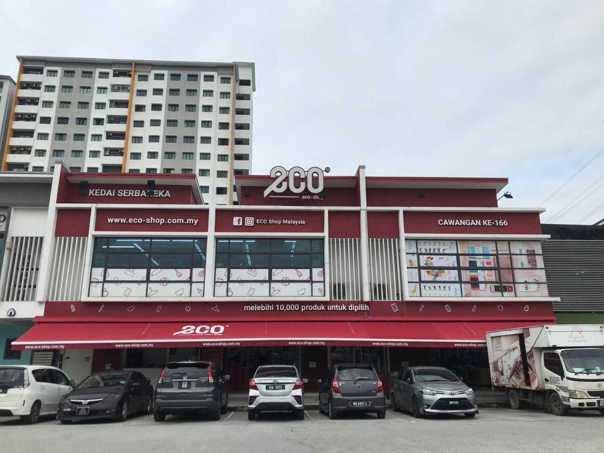 Homestay 3Br Near Setia Alam Shah Alam Exterior photo
